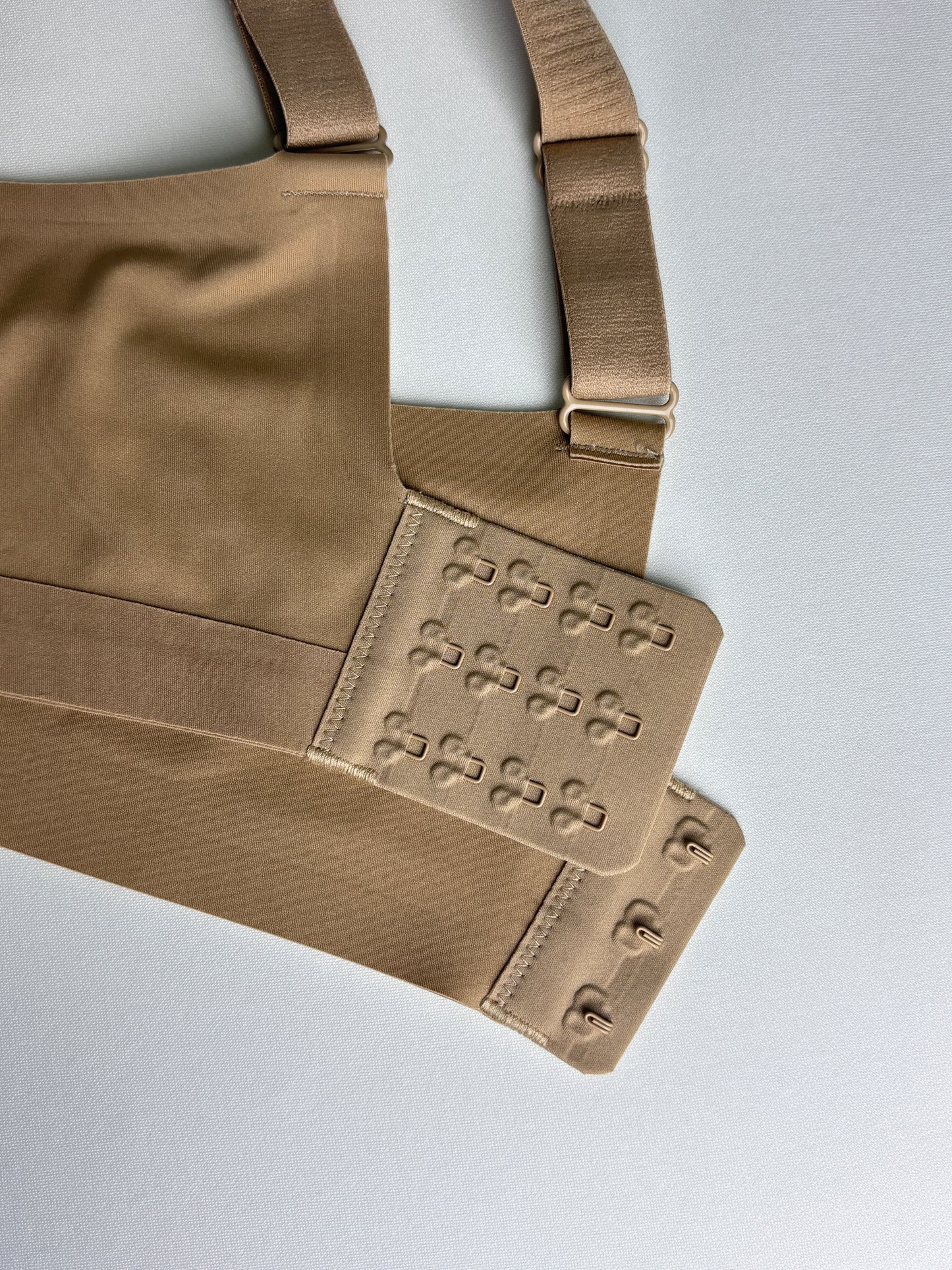 Breathable Seamless Bra with Push-Up Design